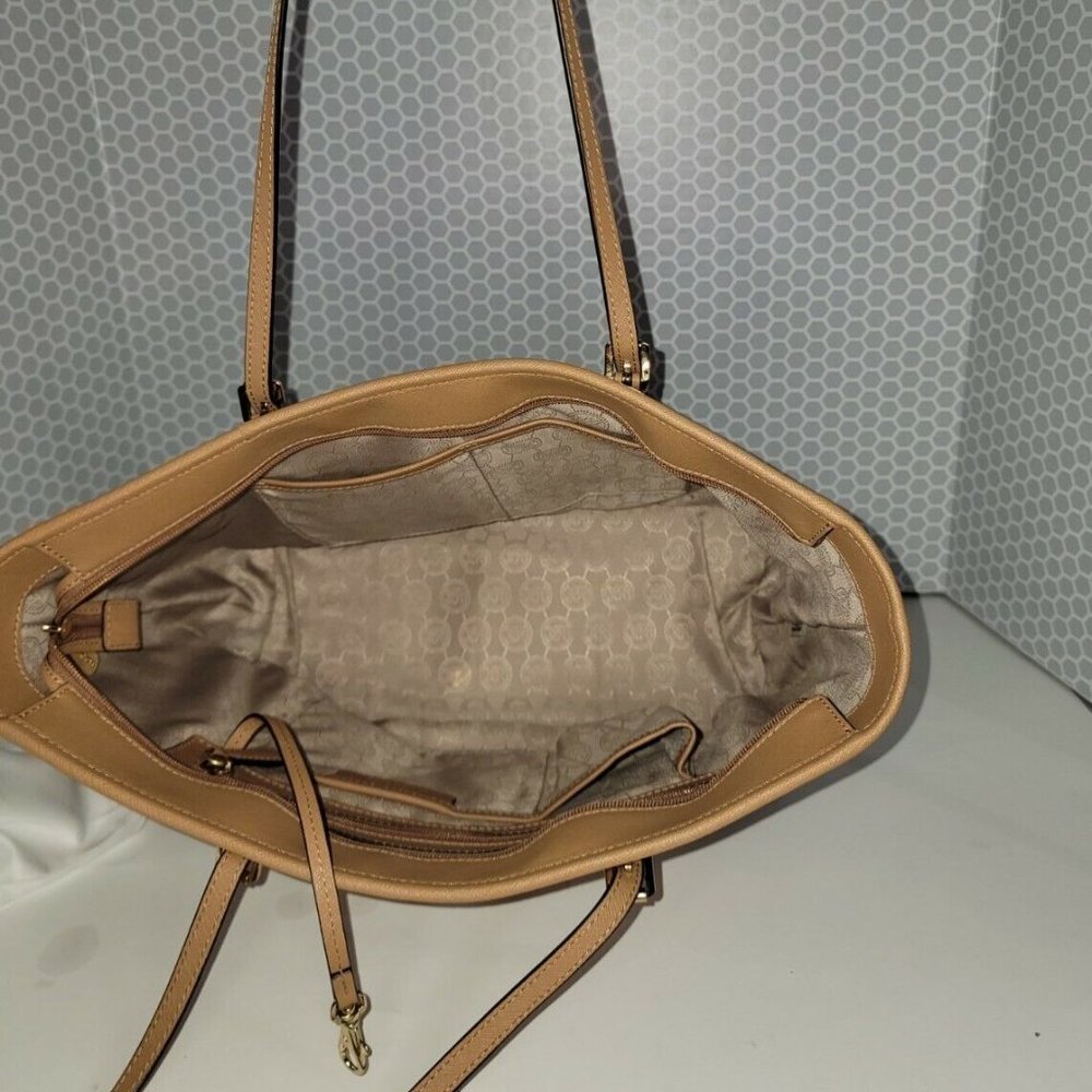 Michael Kors Jet Set Medium Multi Function Laptop… - image 5